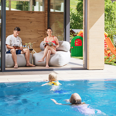 Kinder im Pool Rosentalerhof Hotel und Appartements