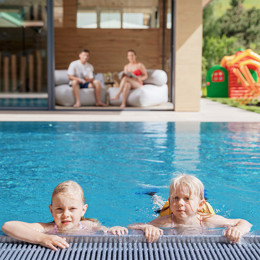 Pool Kinder Rosentalerhof Hotel und Appartement Saalbach Hinterglemm